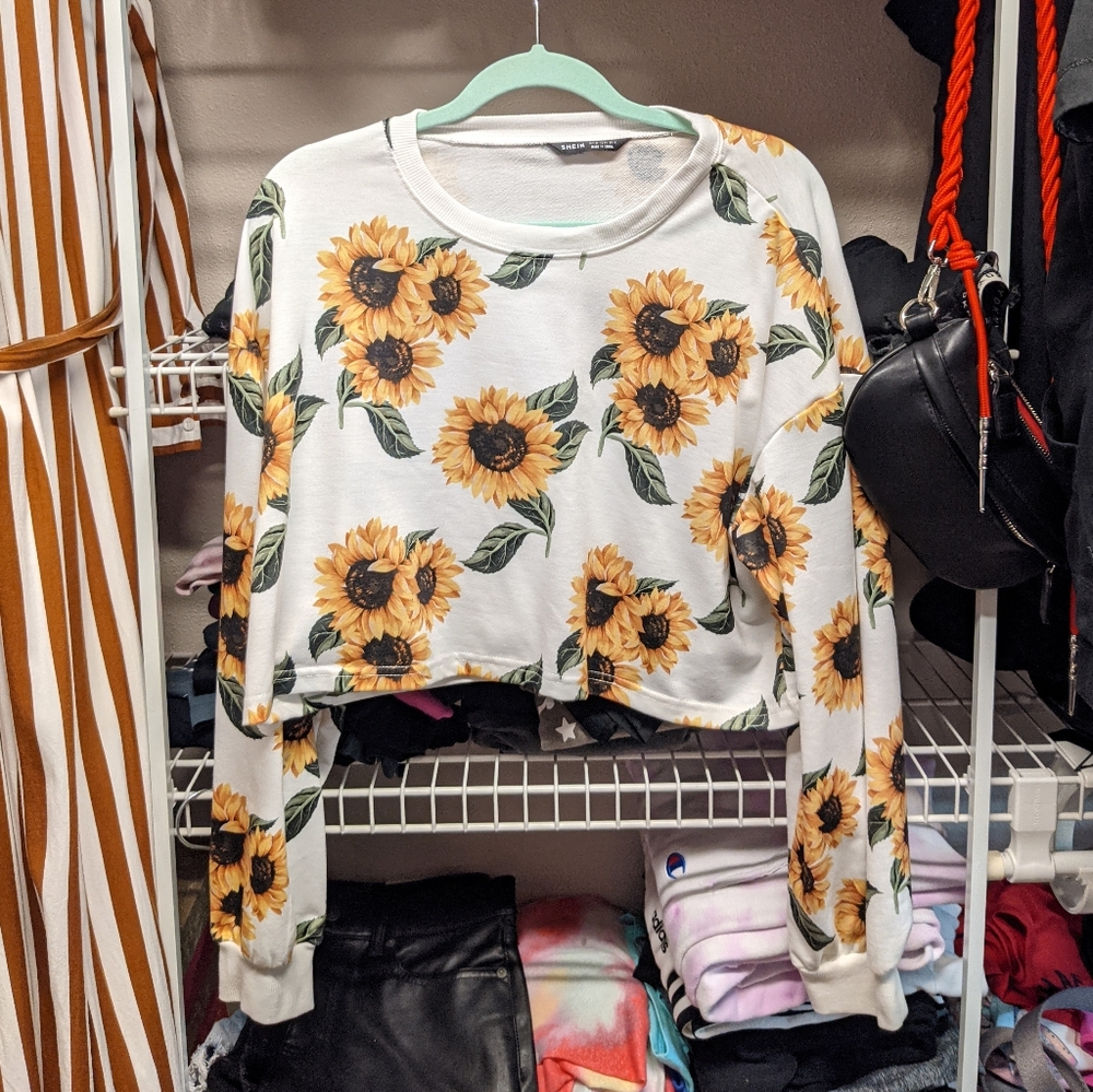 Shien Cropped sunflower sweatshirt